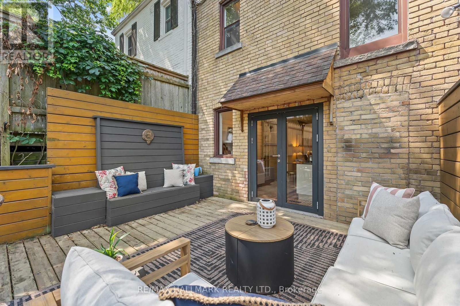 227 WAVERLEY ROAD