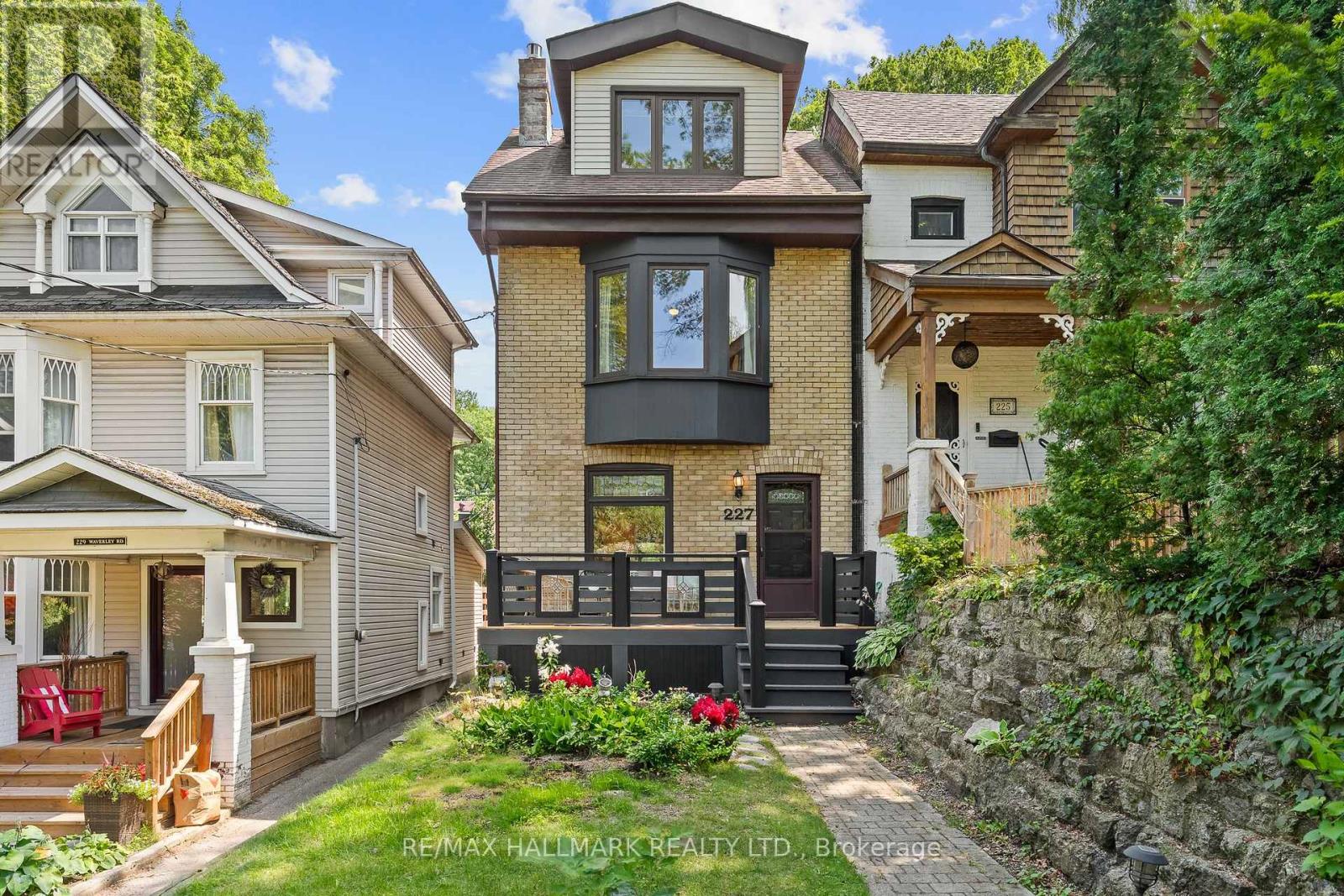 227 WAVERLEY ROAD