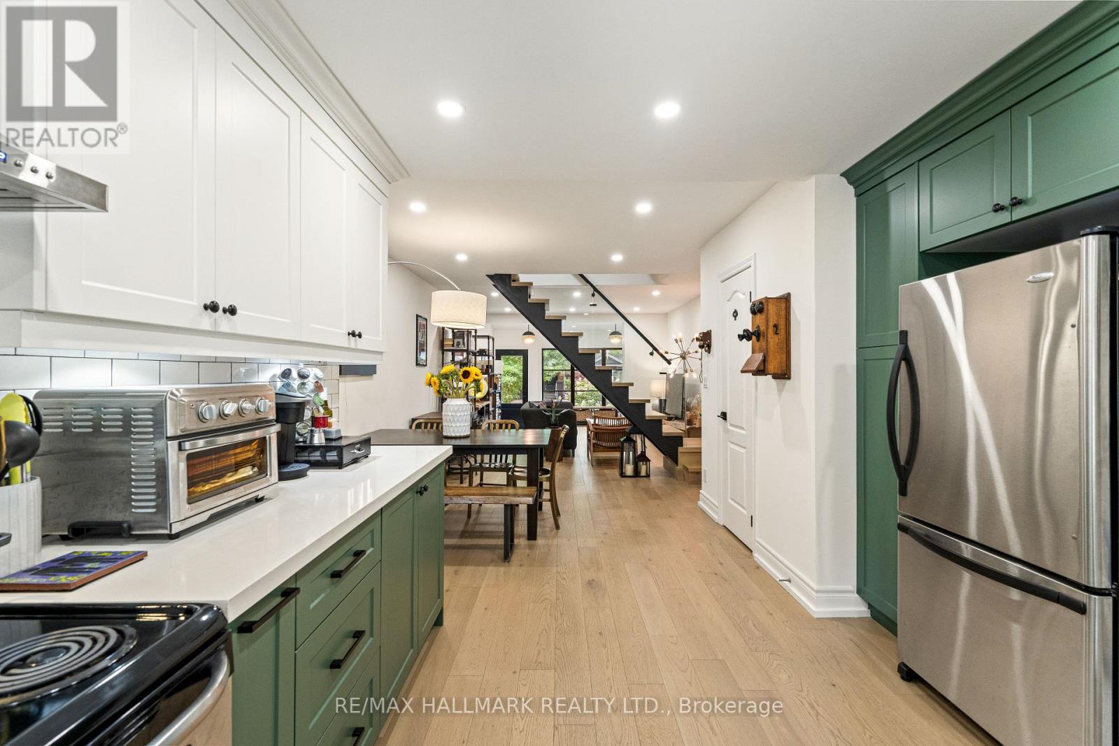 324 KENILWORTH AVENUE