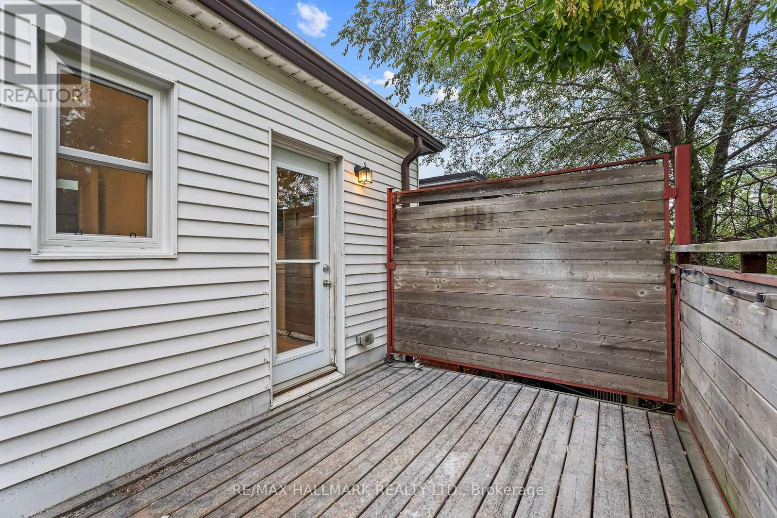 UPPER - 229 KINGSTON ROAD