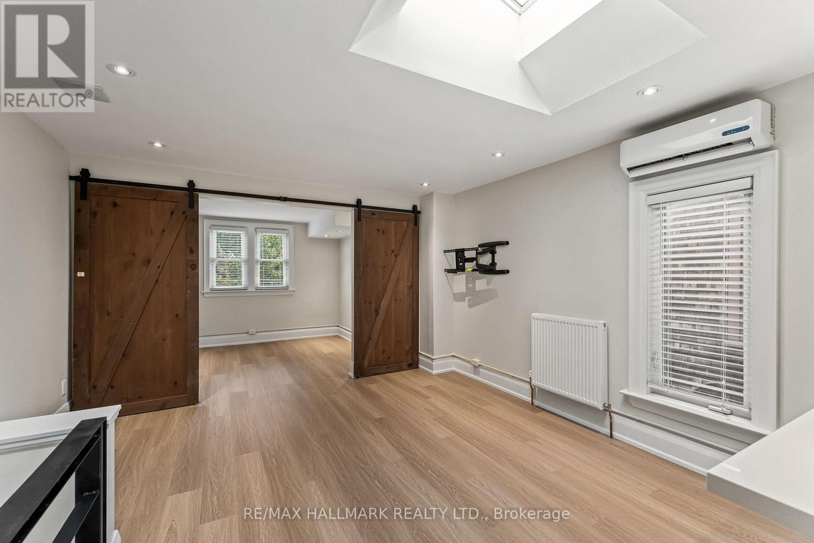 UPPER - 229 KINGSTON ROAD