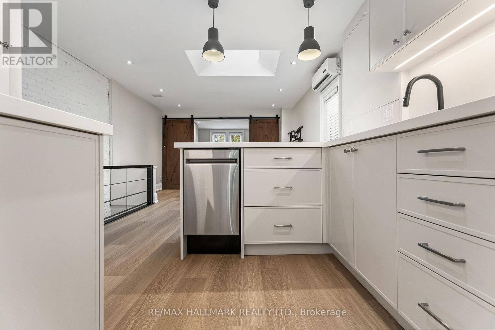 UPPER - 229 KINGSTON ROAD