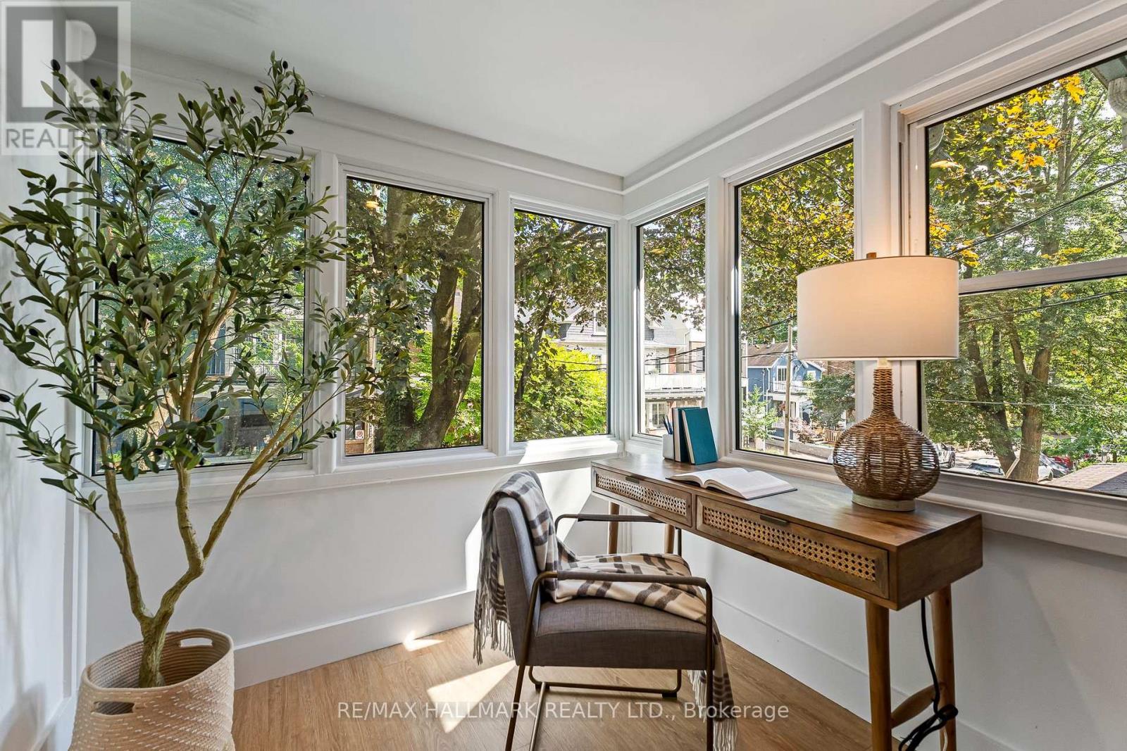 40 FERNWOOD PARK AVENUE