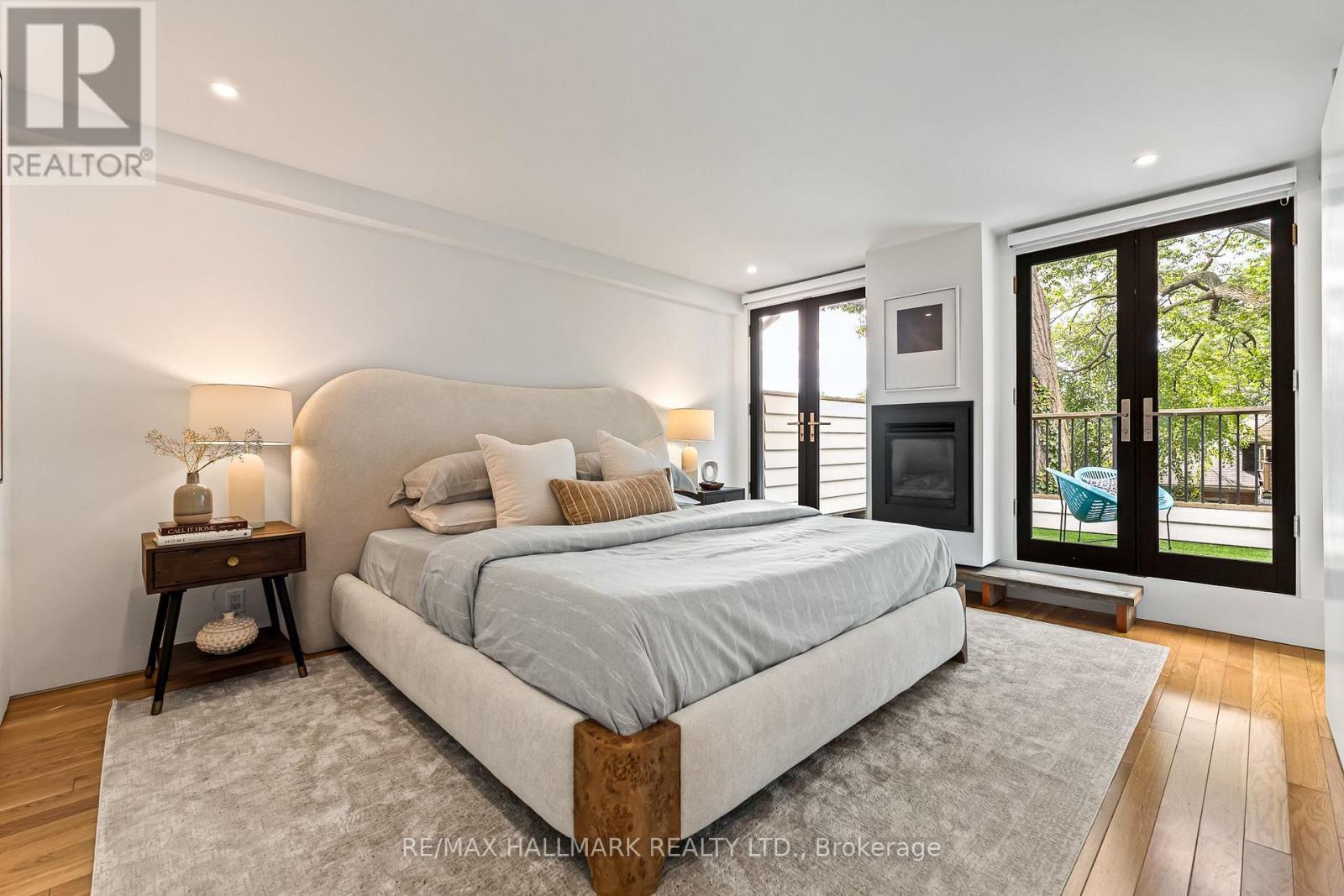 40 FERNWOOD PARK AVENUE