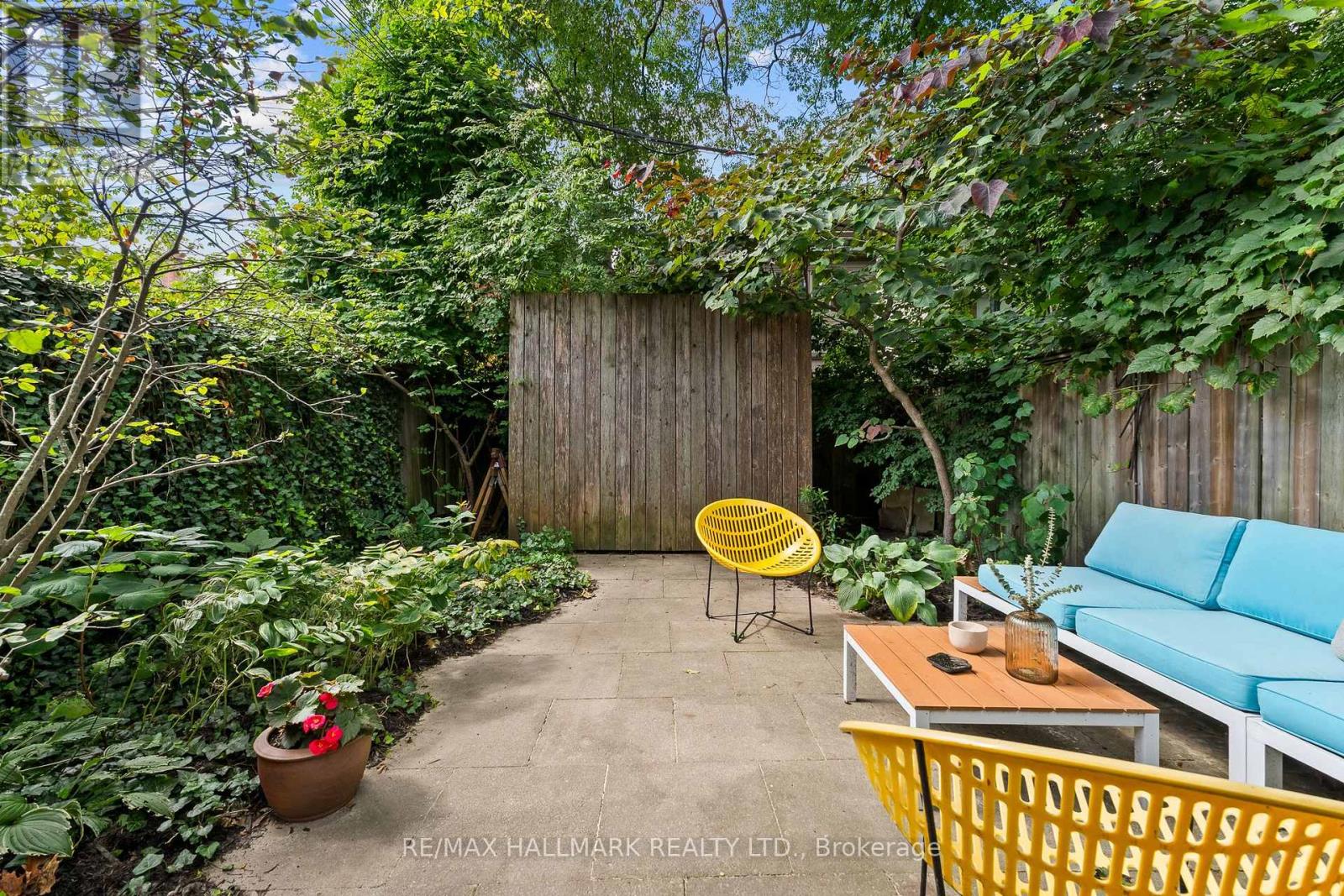 40 FERNWOOD PARK AVENUE