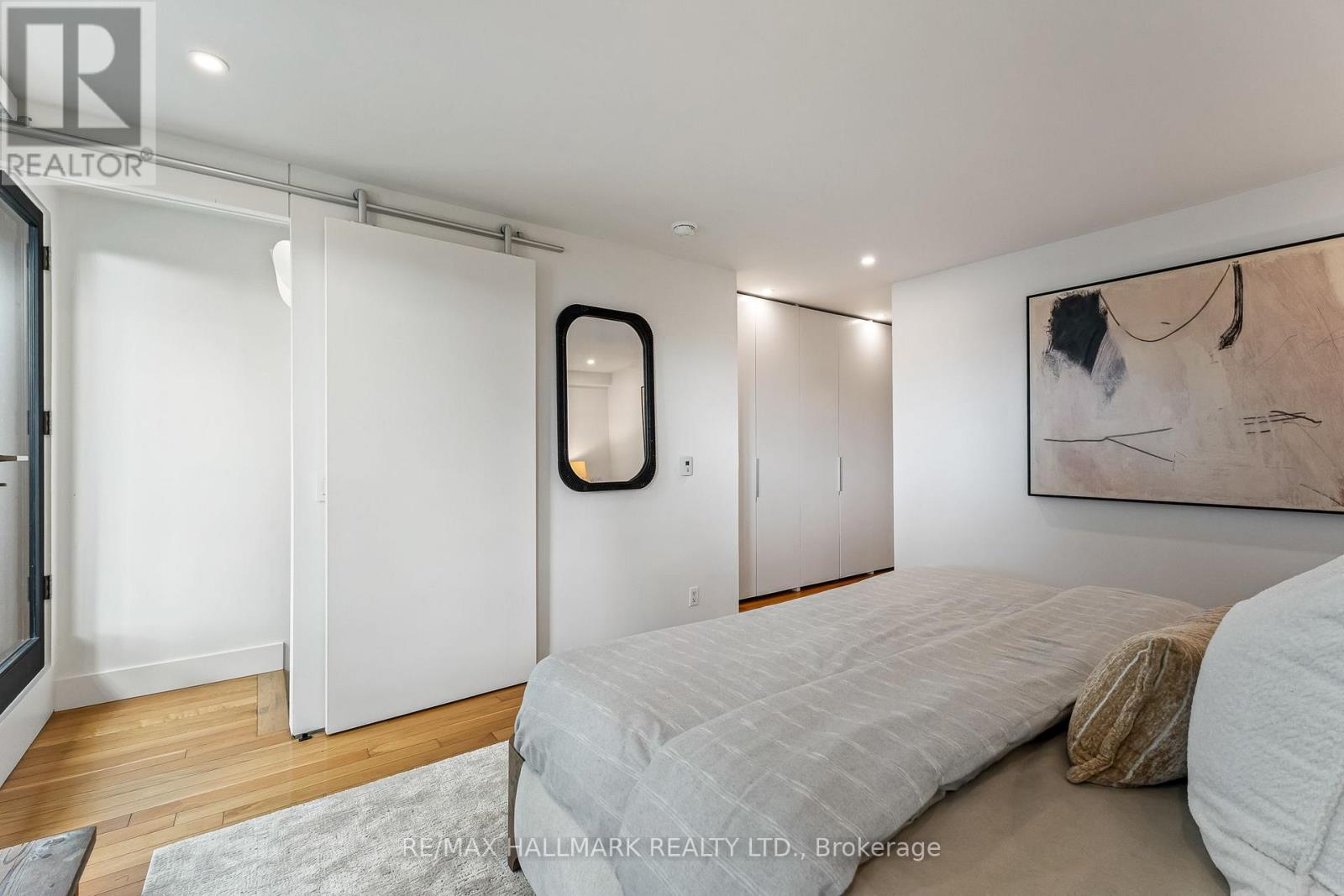 40 FERNWOOD PARK AVENUE