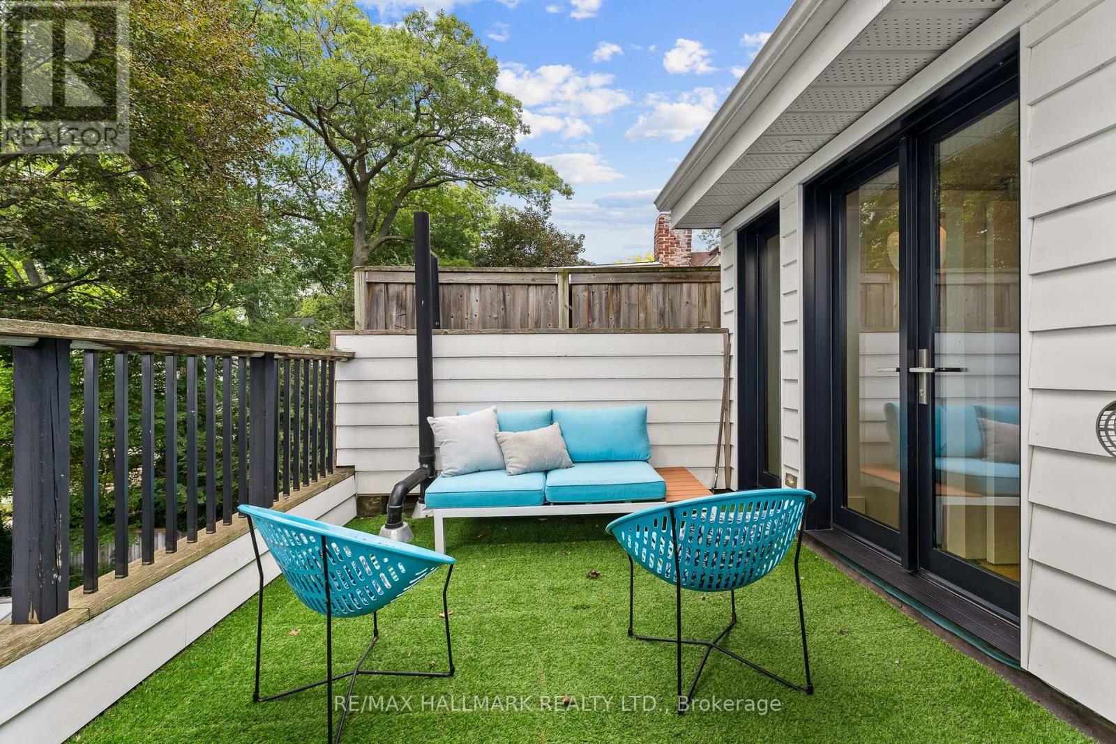 40 FERNWOOD PARK AVENUE