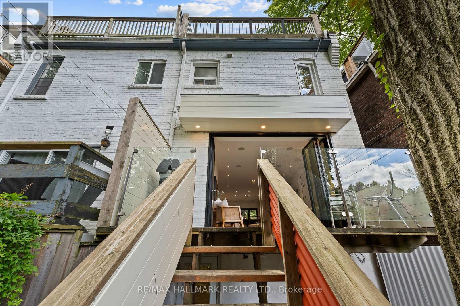 40 FERNWOOD PARK AVENUE