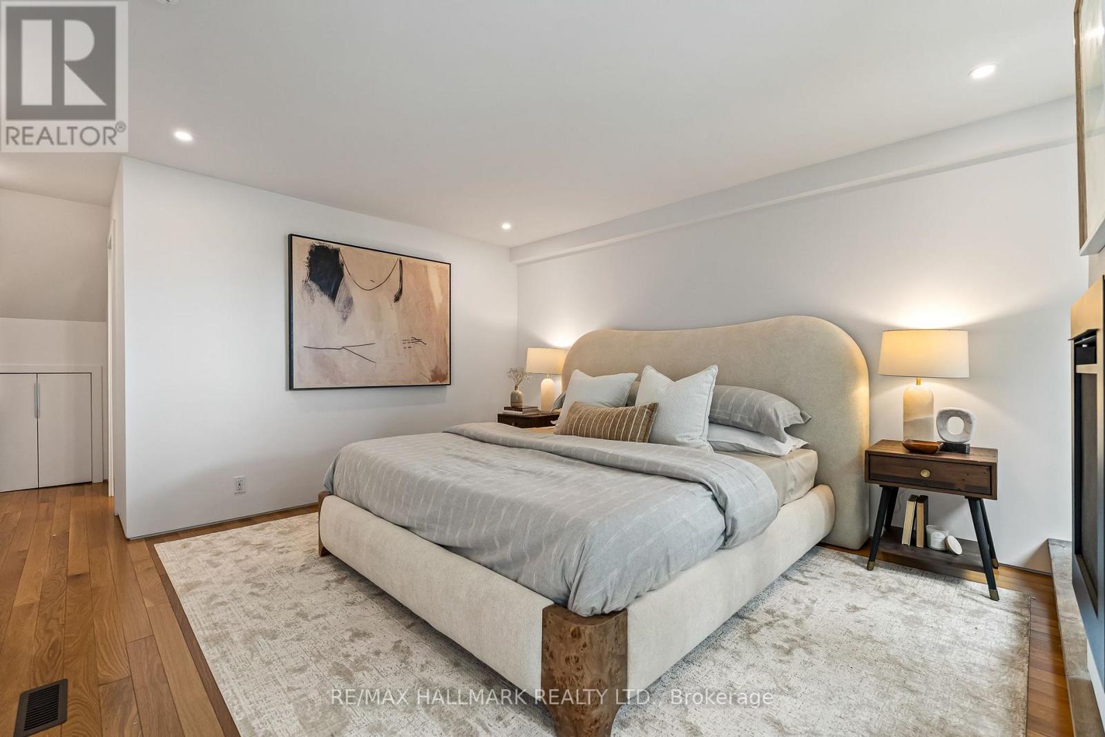 40 FERNWOOD PARK AVENUE