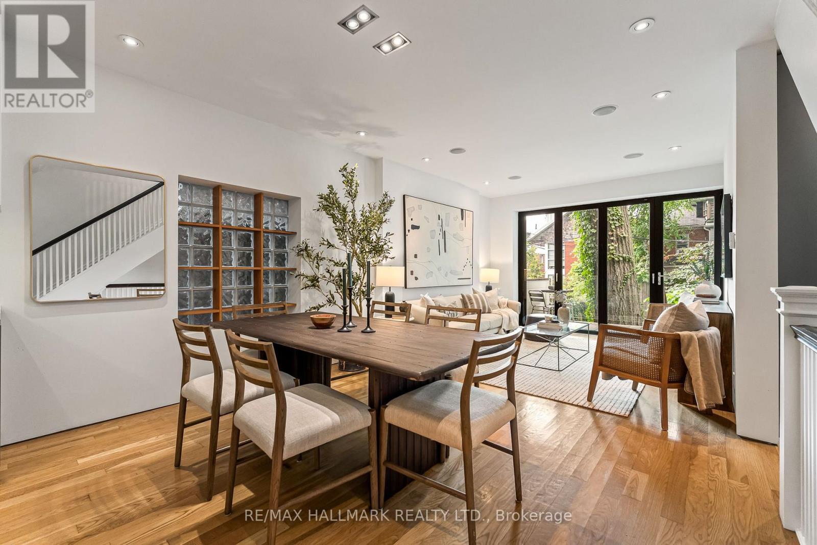40 FERNWOOD PARK AVENUE