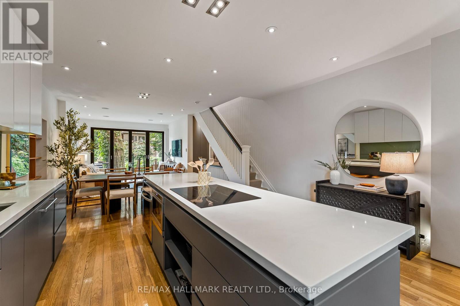 40 FERNWOOD PARK AVENUE
