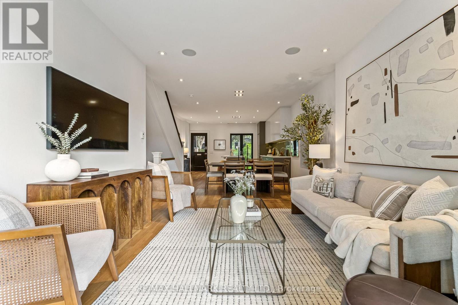 40 FERNWOOD PARK AVENUE