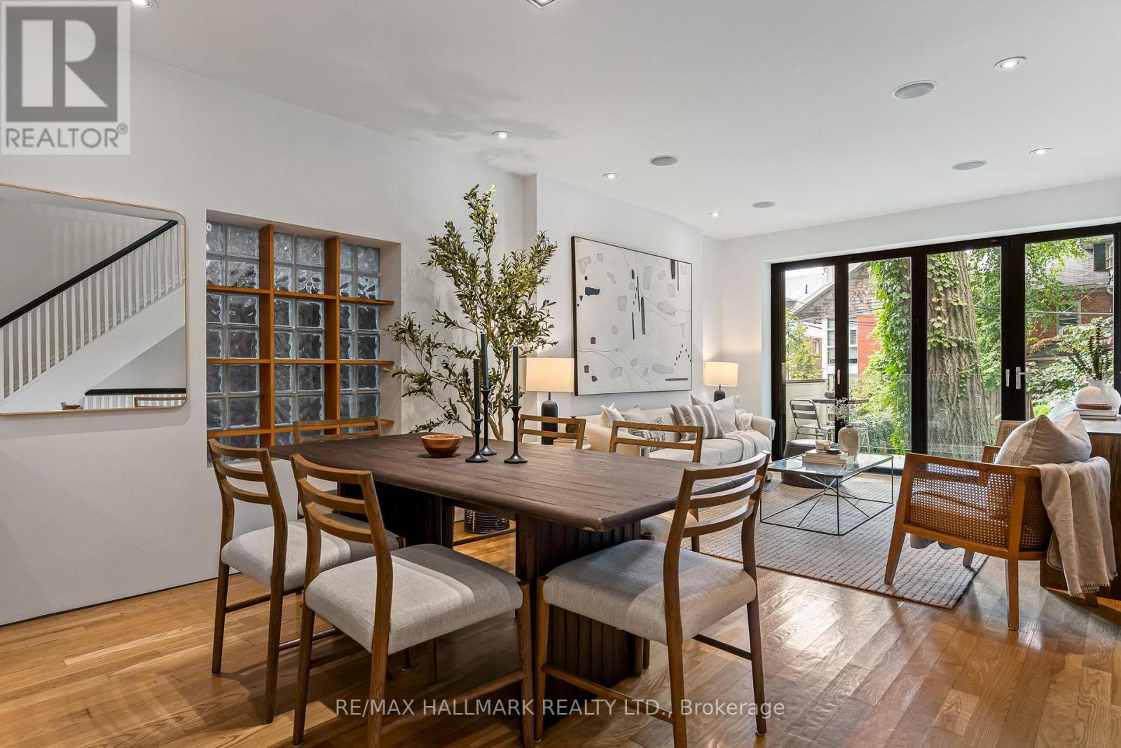 40 FERNWOOD PARK AVENUE