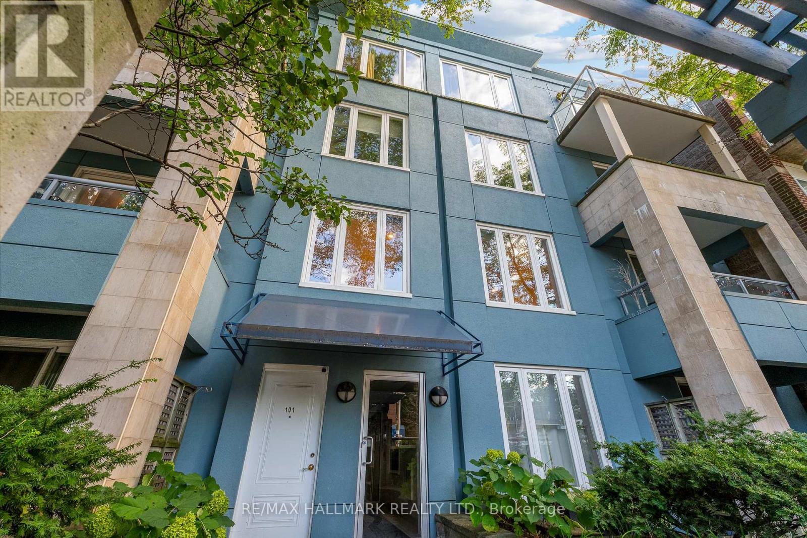 201 - 2365 QUEEN STREET E