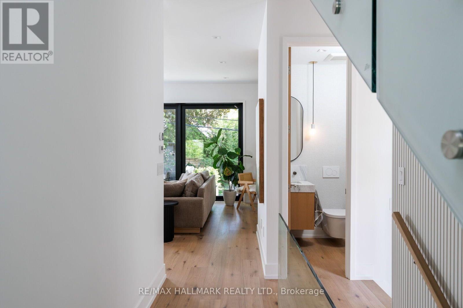 41 FALLINGBROOK ROAD