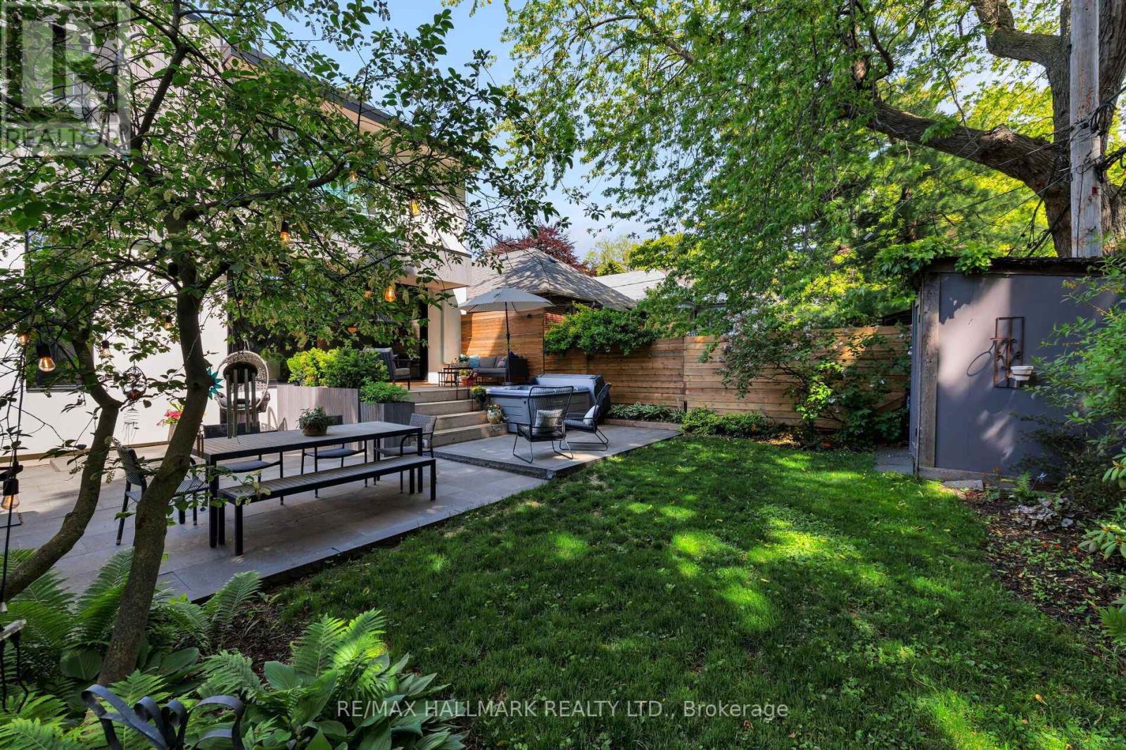 41 FALLINGBROOK ROAD