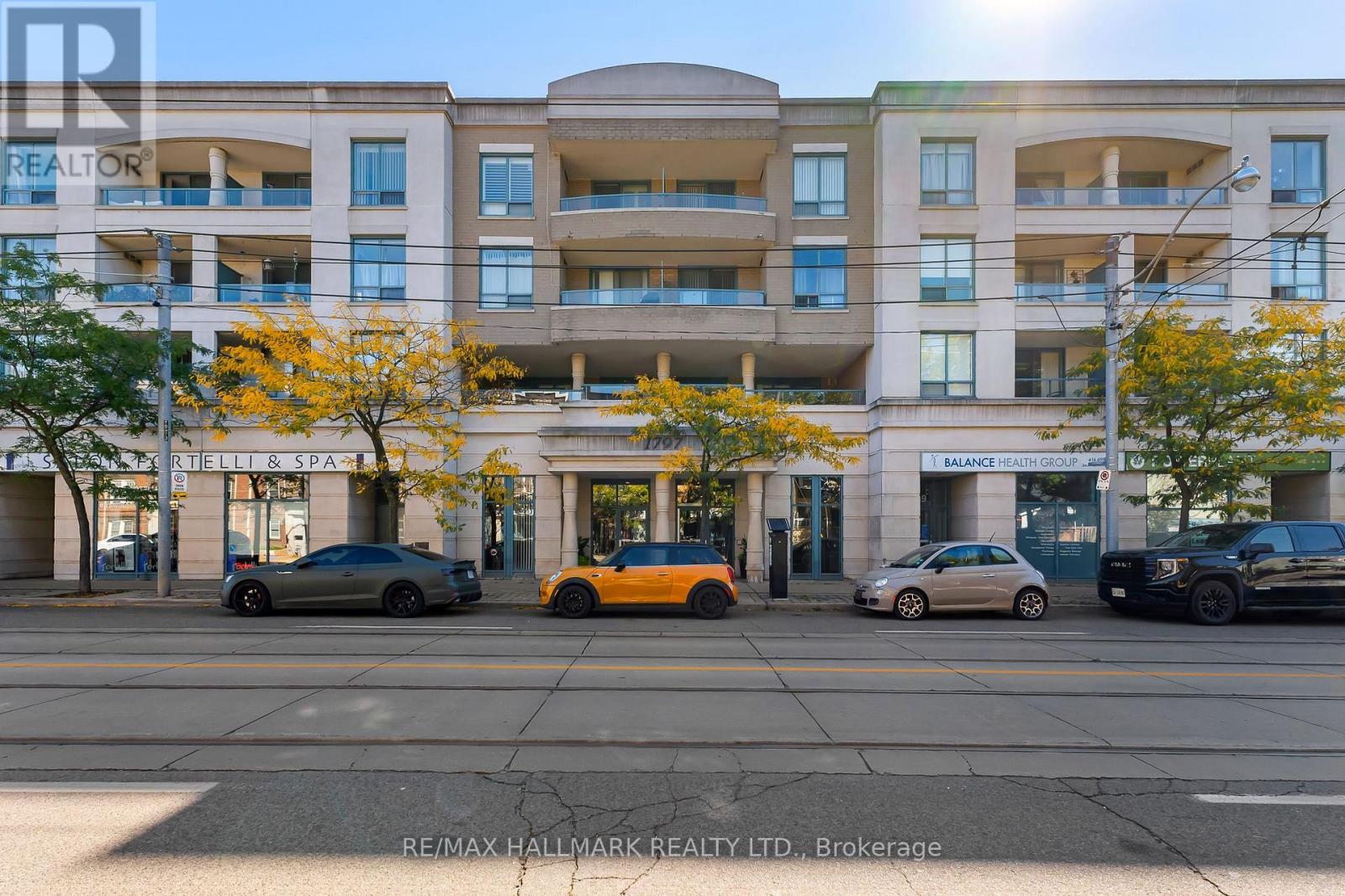 404 - 1797 QUEEN STREET E