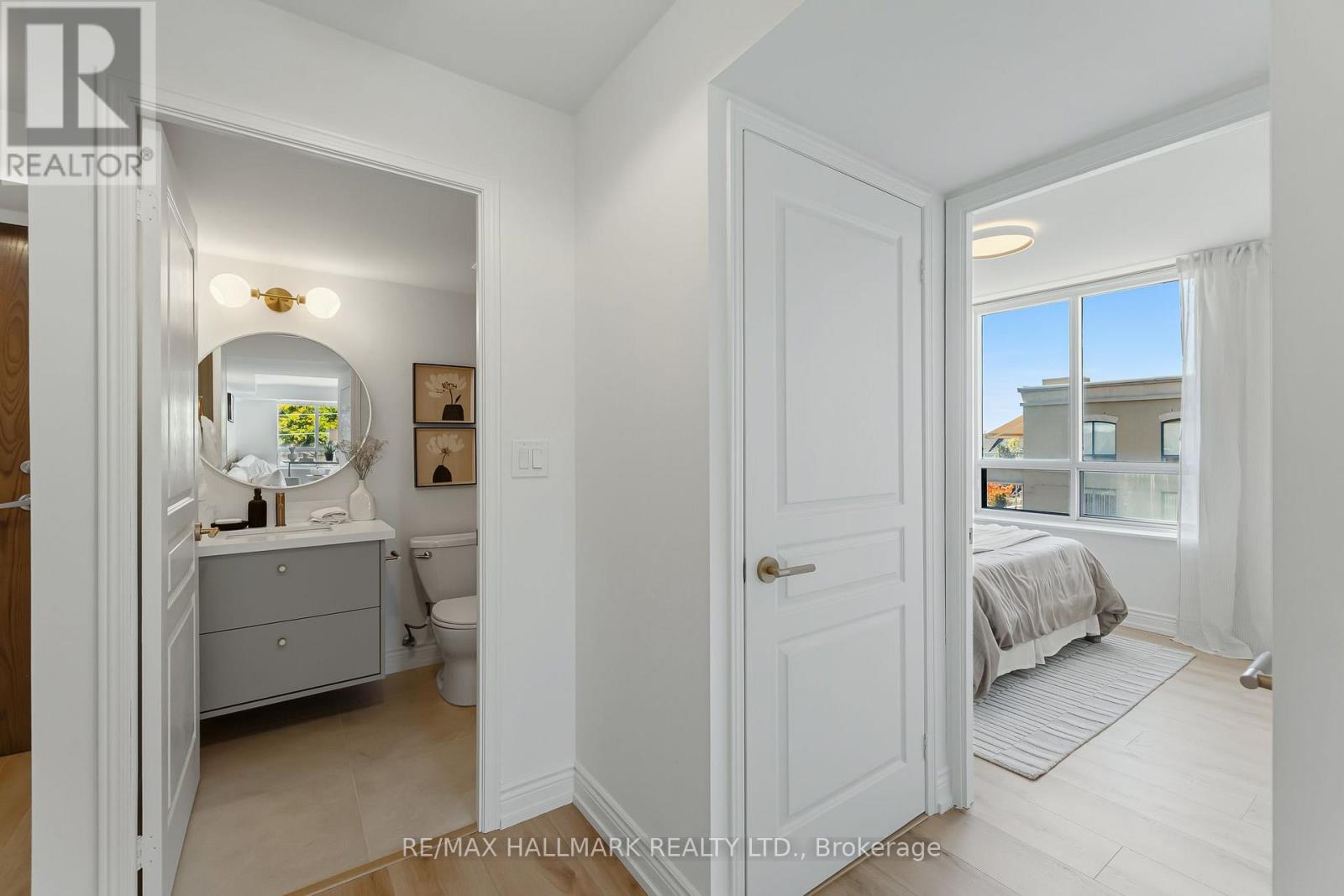 404 - 1797 QUEEN STREET E