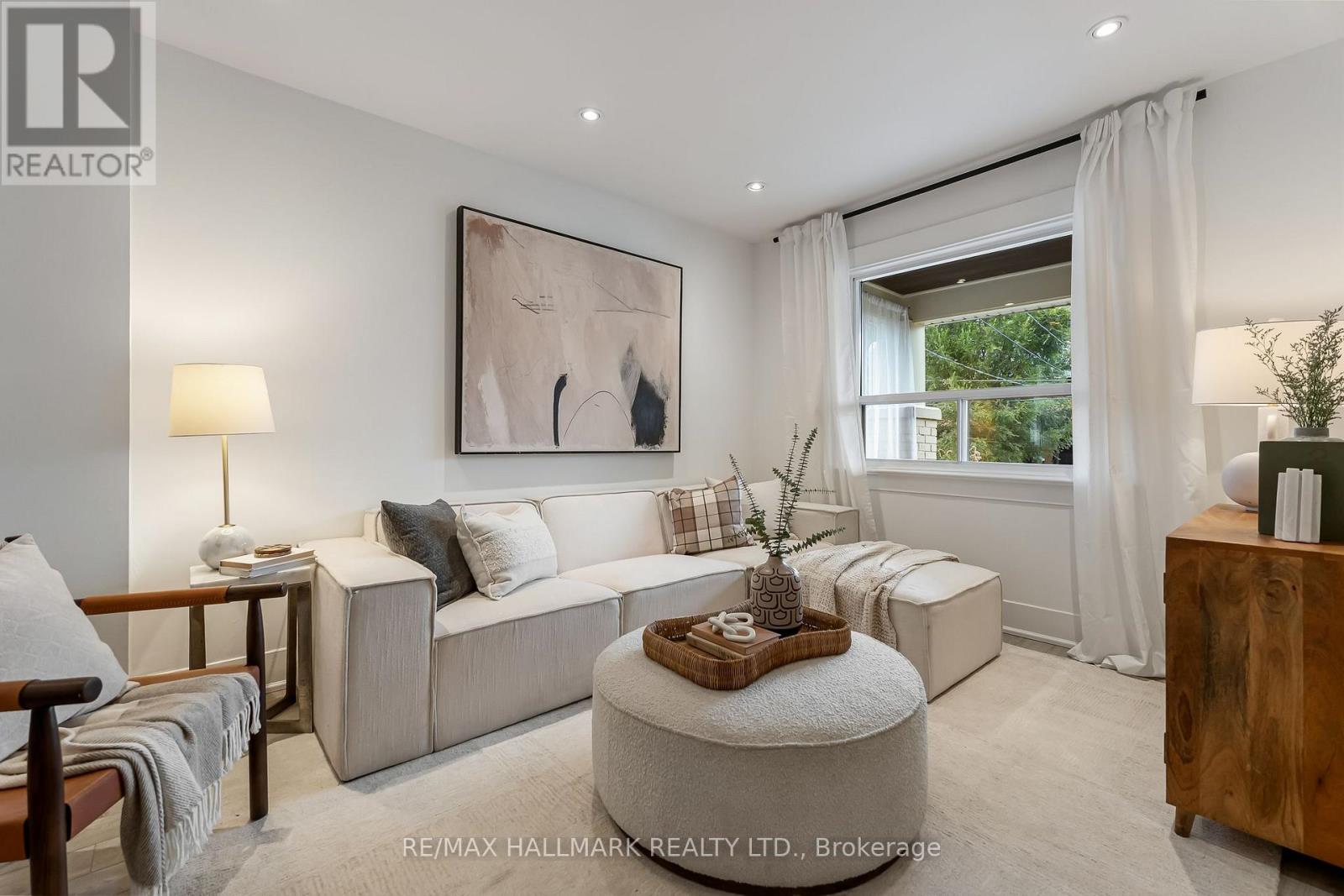25 NORTHVIEW AVENUE