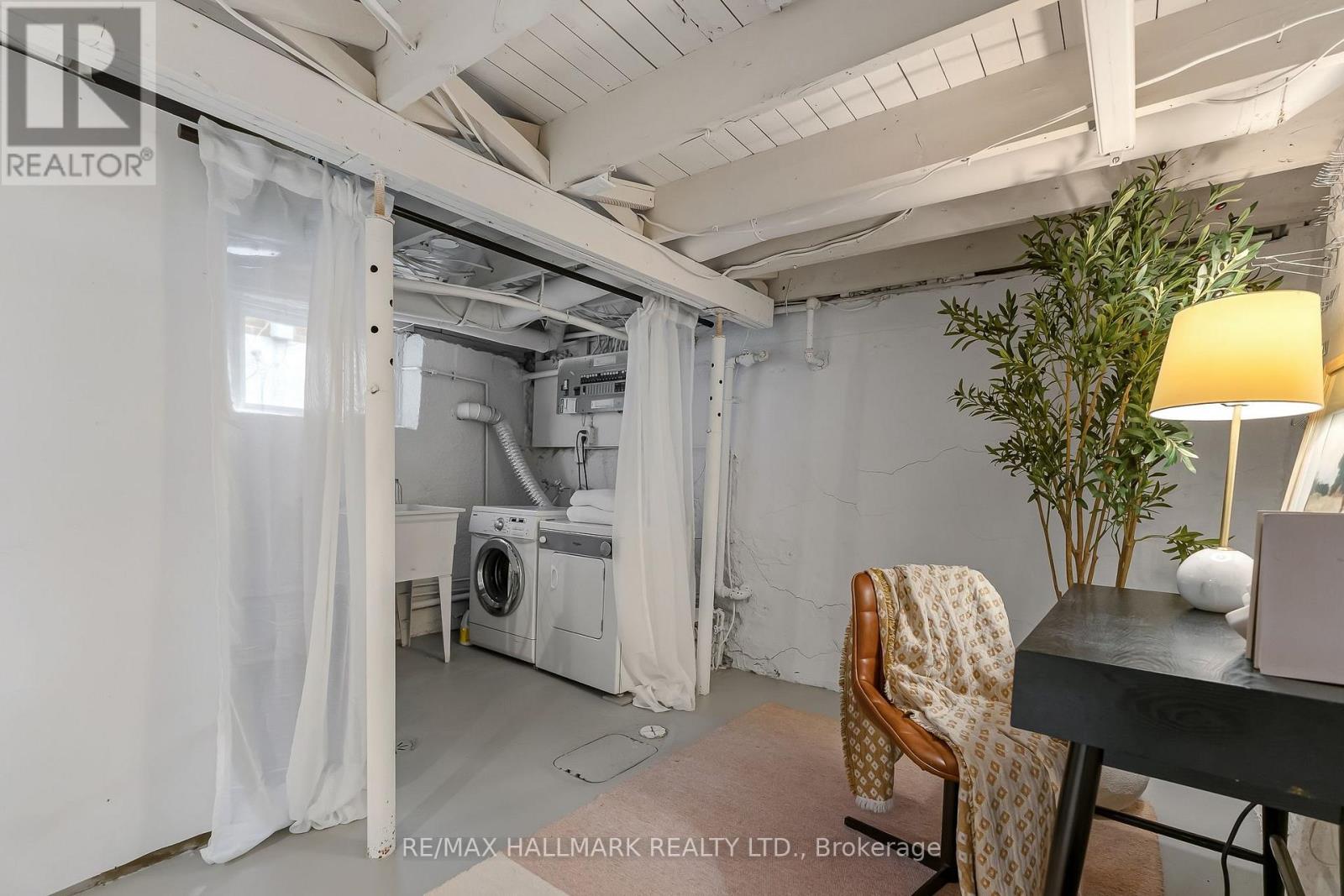 25 NORTHVIEW AVENUE