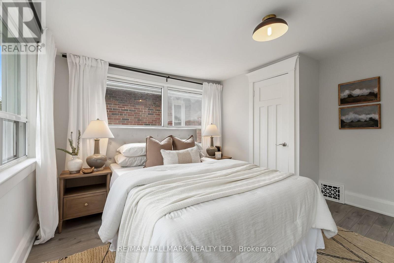 25 NORTHVIEW AVENUE