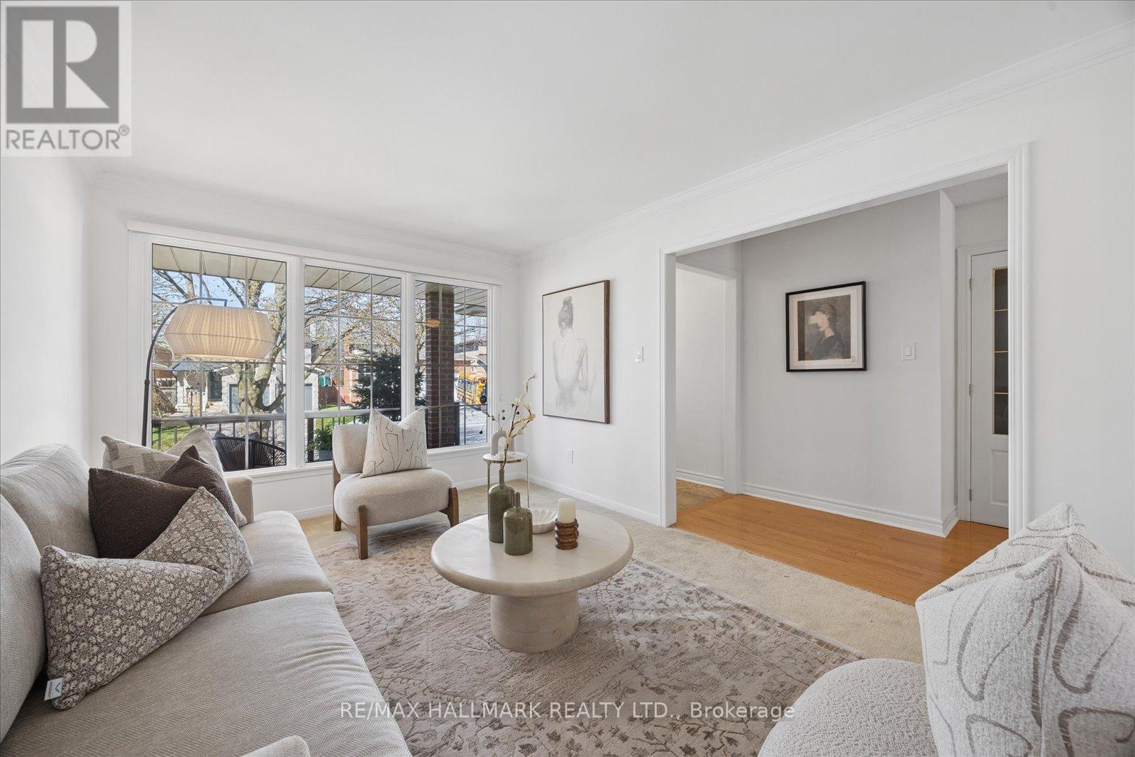 40 ASHLAND CRESCENT