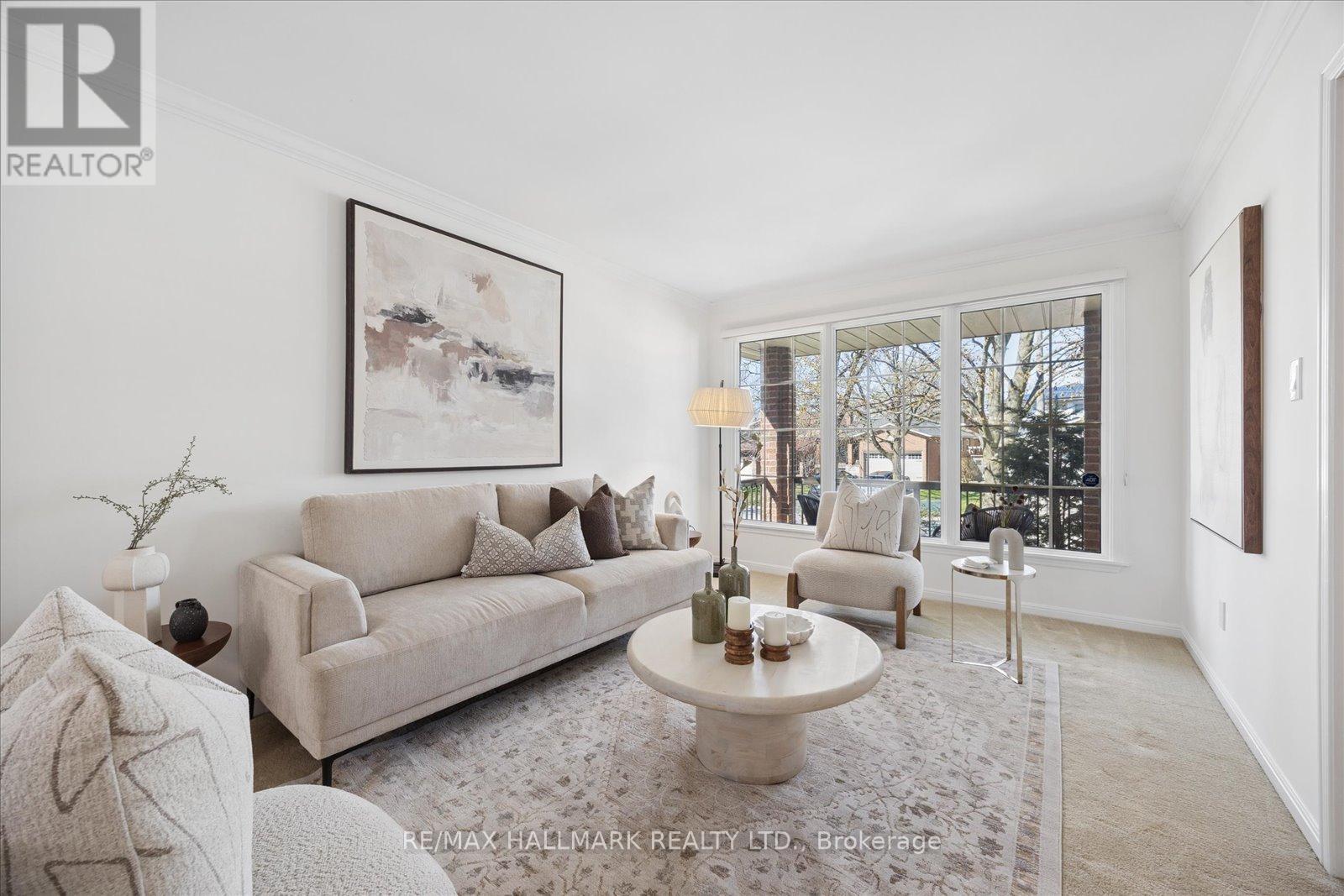 40 ASHLAND CRESCENT