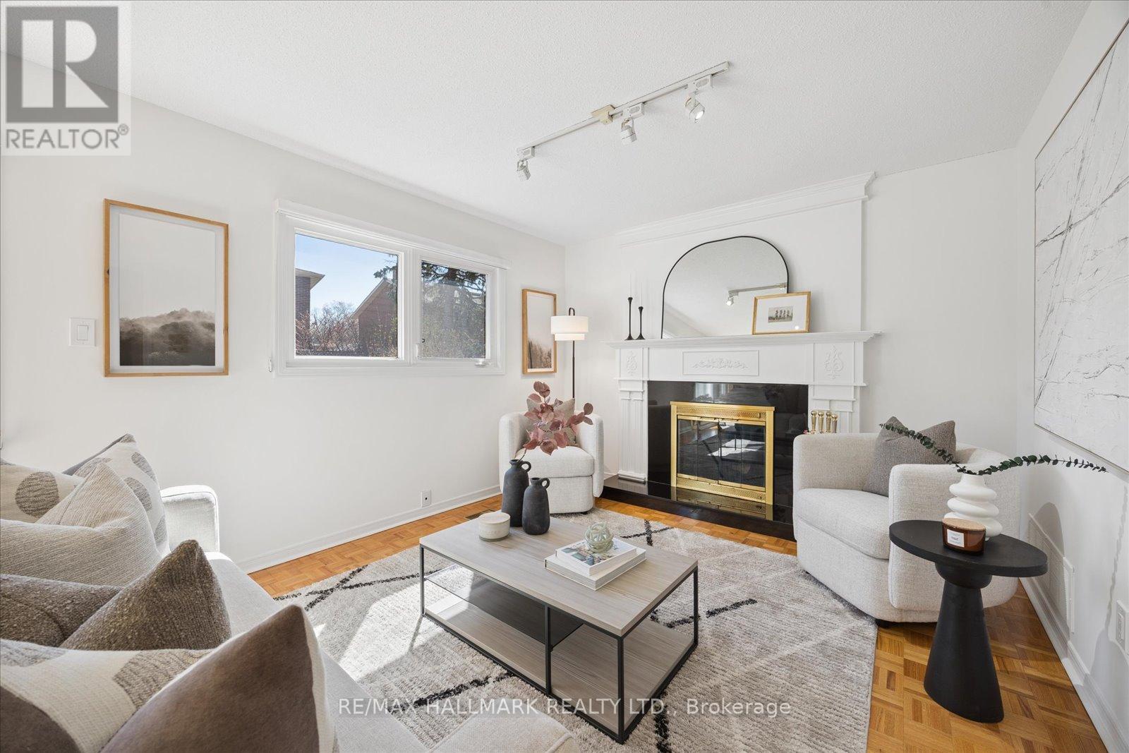 40 ASHLAND CRESCENT