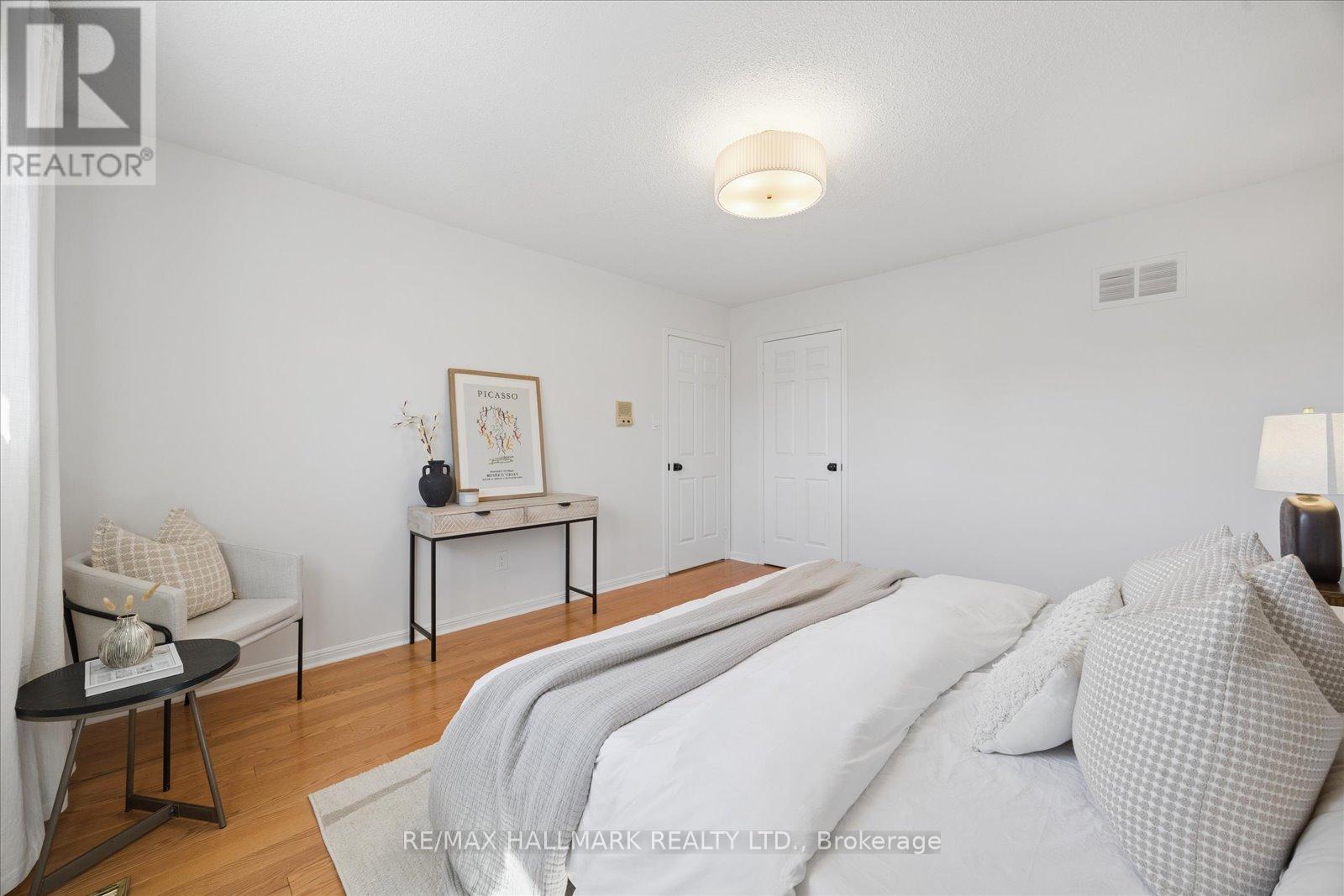 40 ASHLAND CRESCENT