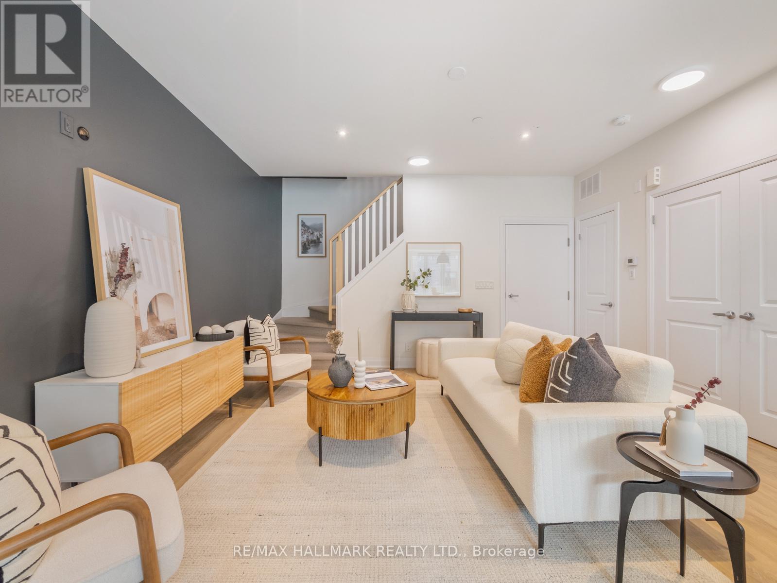 3 - 85 EASTWOOD PARK GARDENS