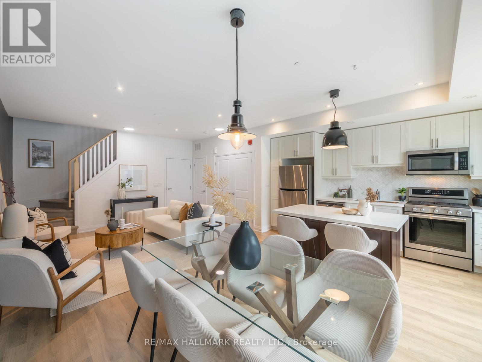 3 - 85 EASTWOOD PARK GARDENS
