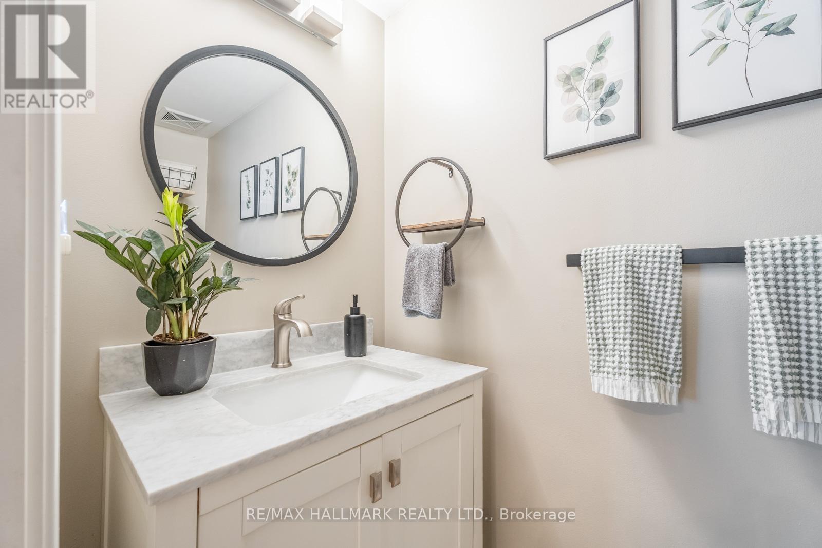 111 - 9 FOUNDRY AVENUE