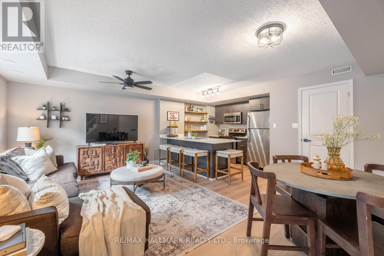 111 - 9 FOUNDRY AVENUE
