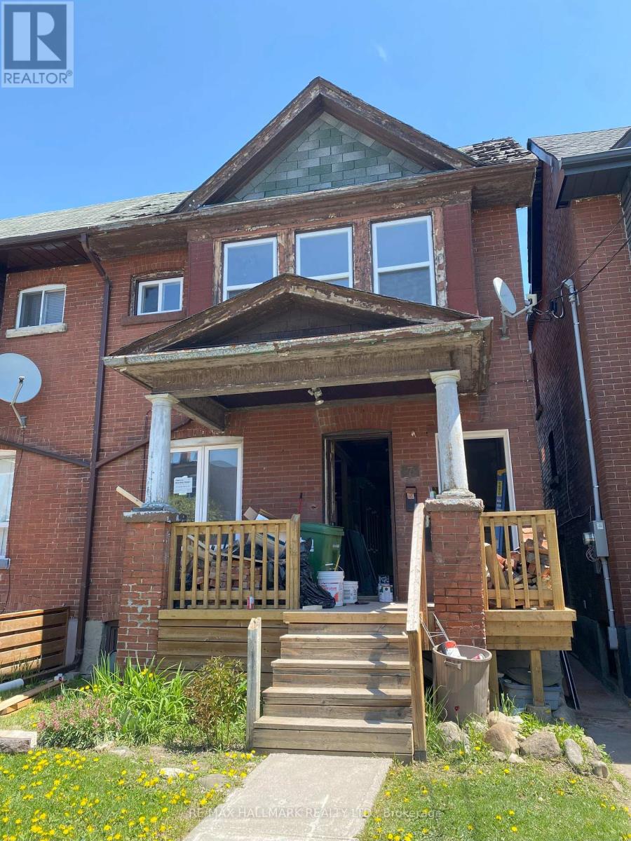UPPER - 479 MARGUERETTA STREET