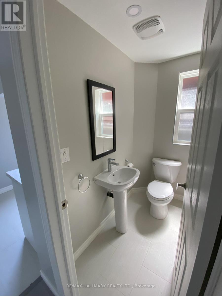 UPPER - 479 MARGUERETTA STREET