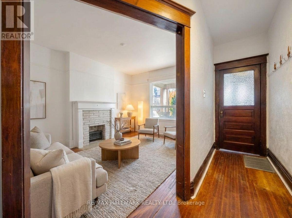 22 KENNETH AVENUE