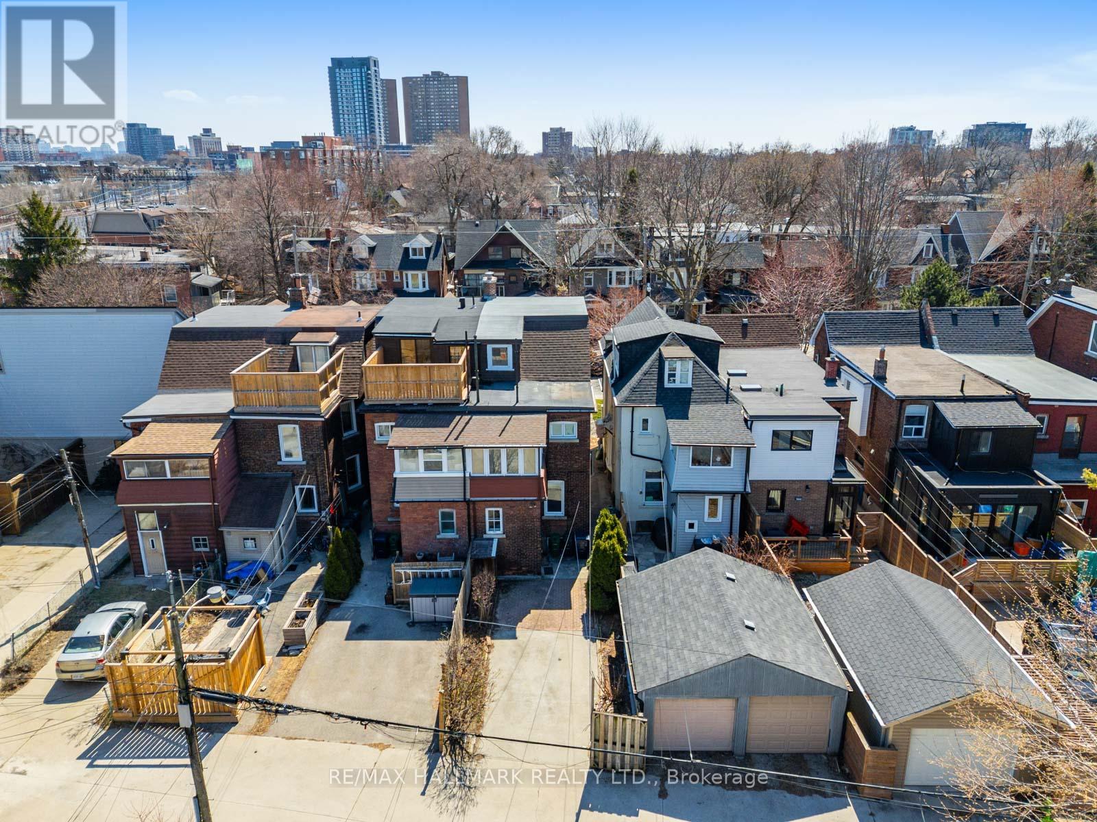 22 KENNETH AVENUE