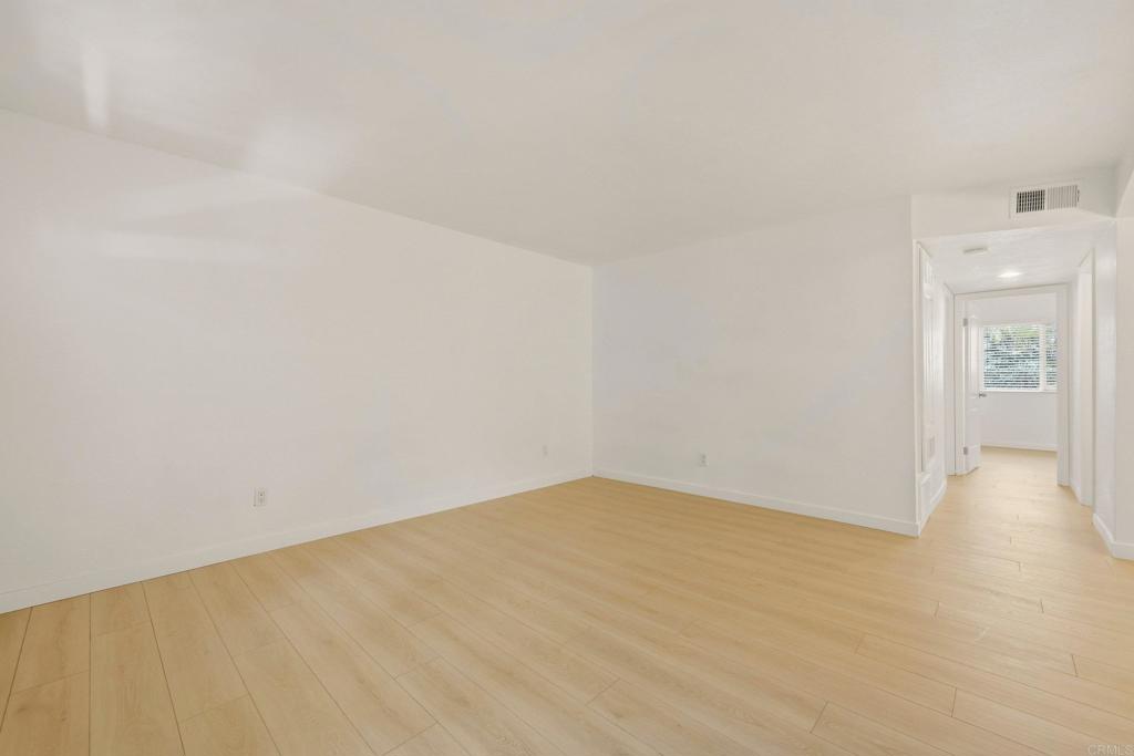 4465 Home Ave 1