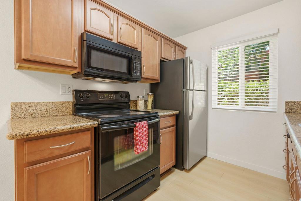 4465 Home Ave 1