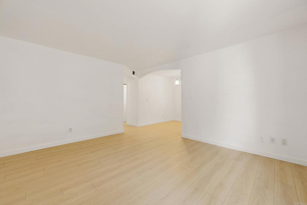 4465 Home Ave 1
