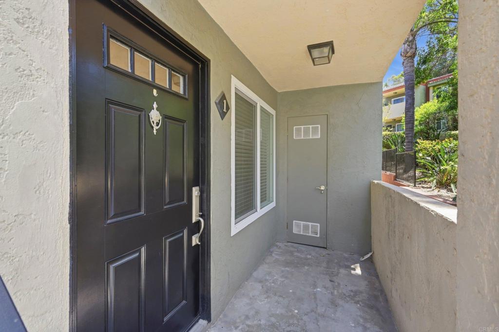 4465 Home Ave 1