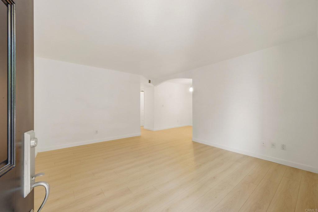 4465 Home Ave 1