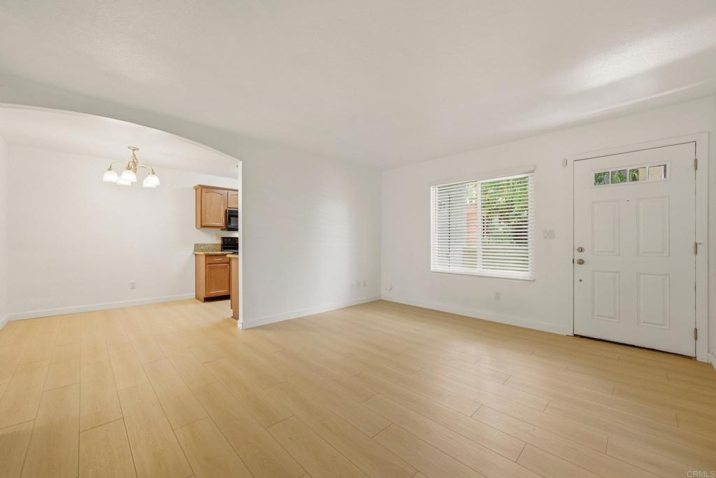 4465 Home Ave 1