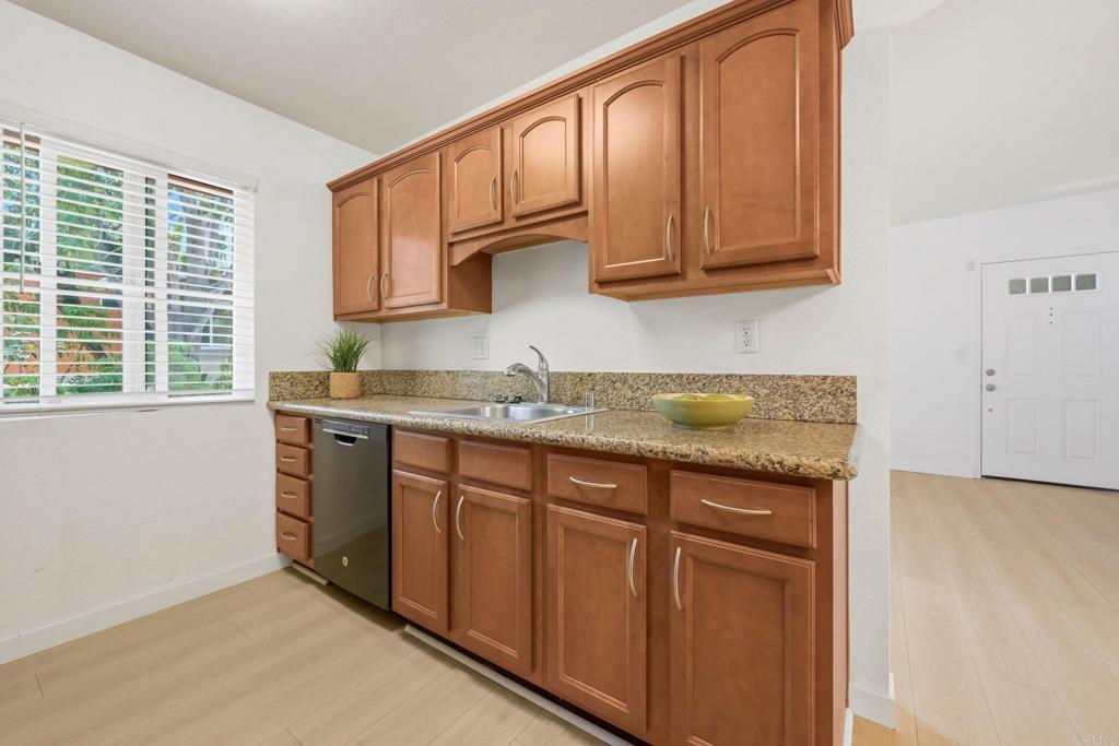 4465 Home Ave 4