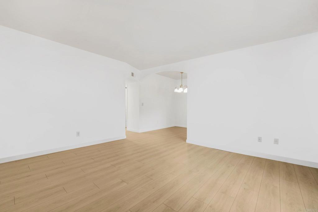 4465 Home Ave 4