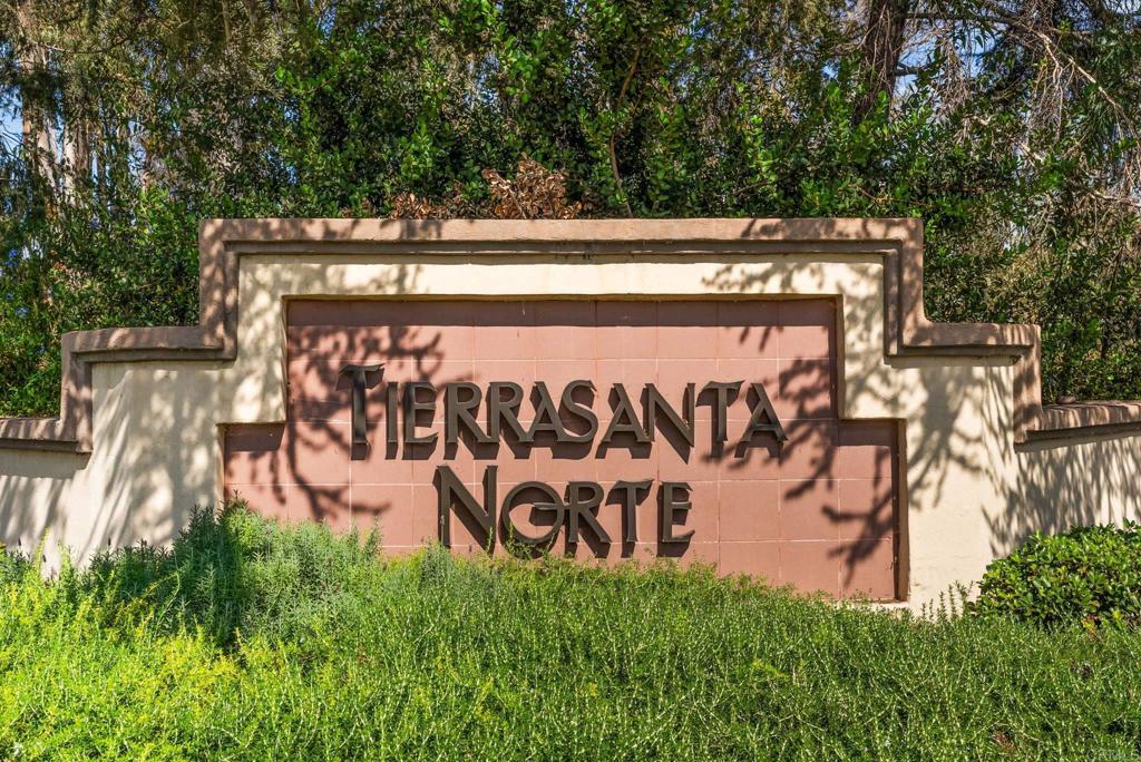 5725 Avenida Sanchez