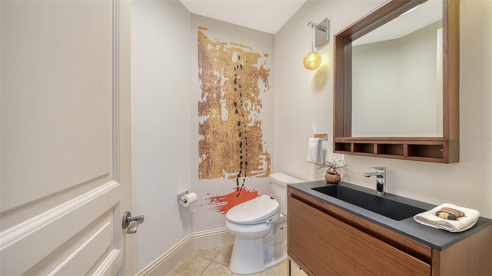 464 GOLDEN GATE PT #504
