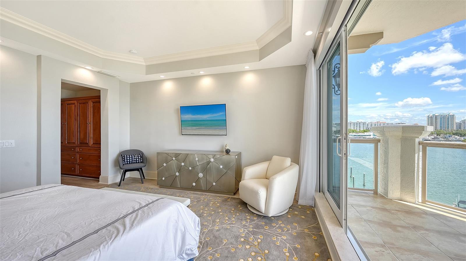464 GOLDEN GATE PT #504