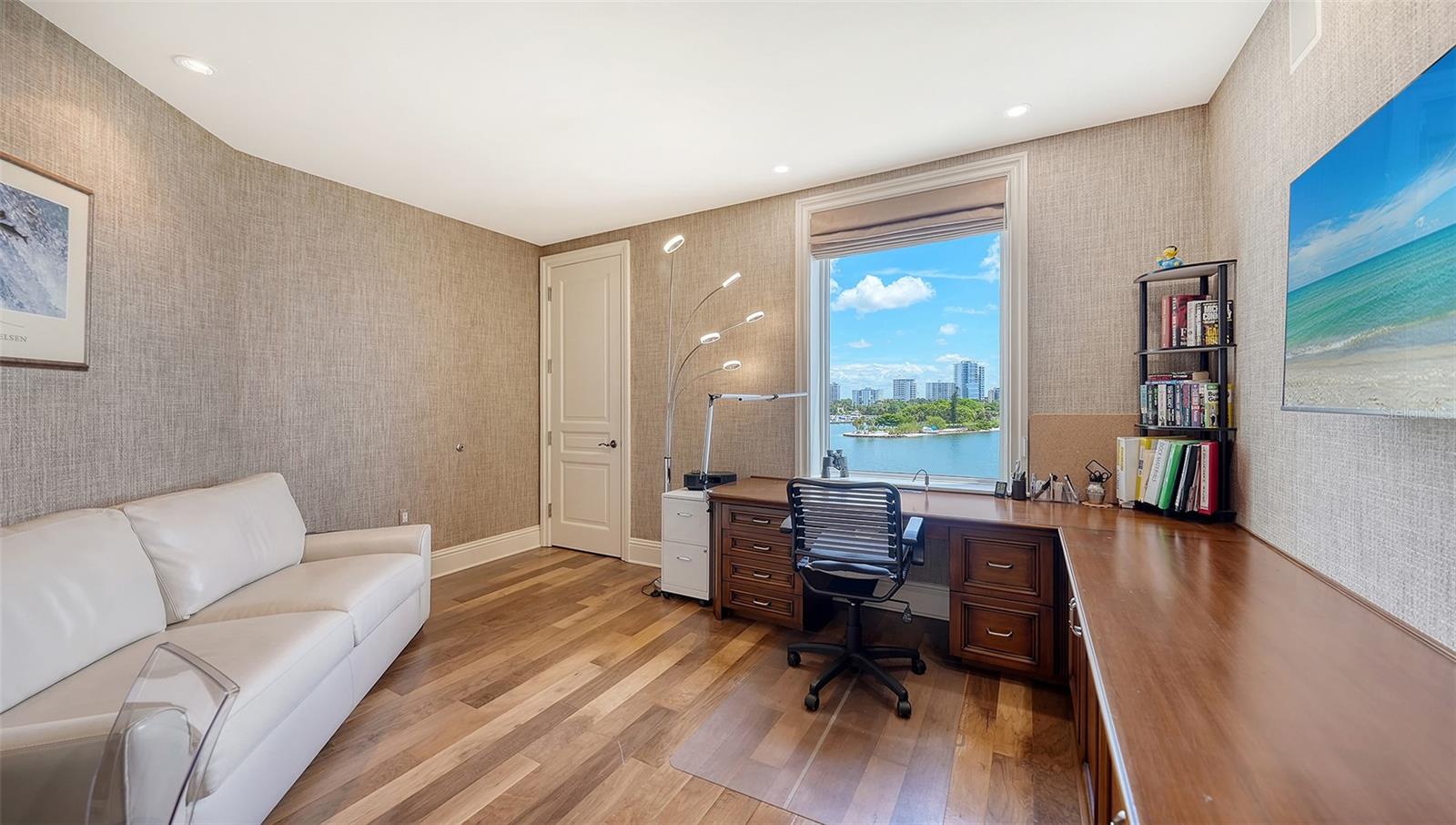 464 GOLDEN GATE PT #504