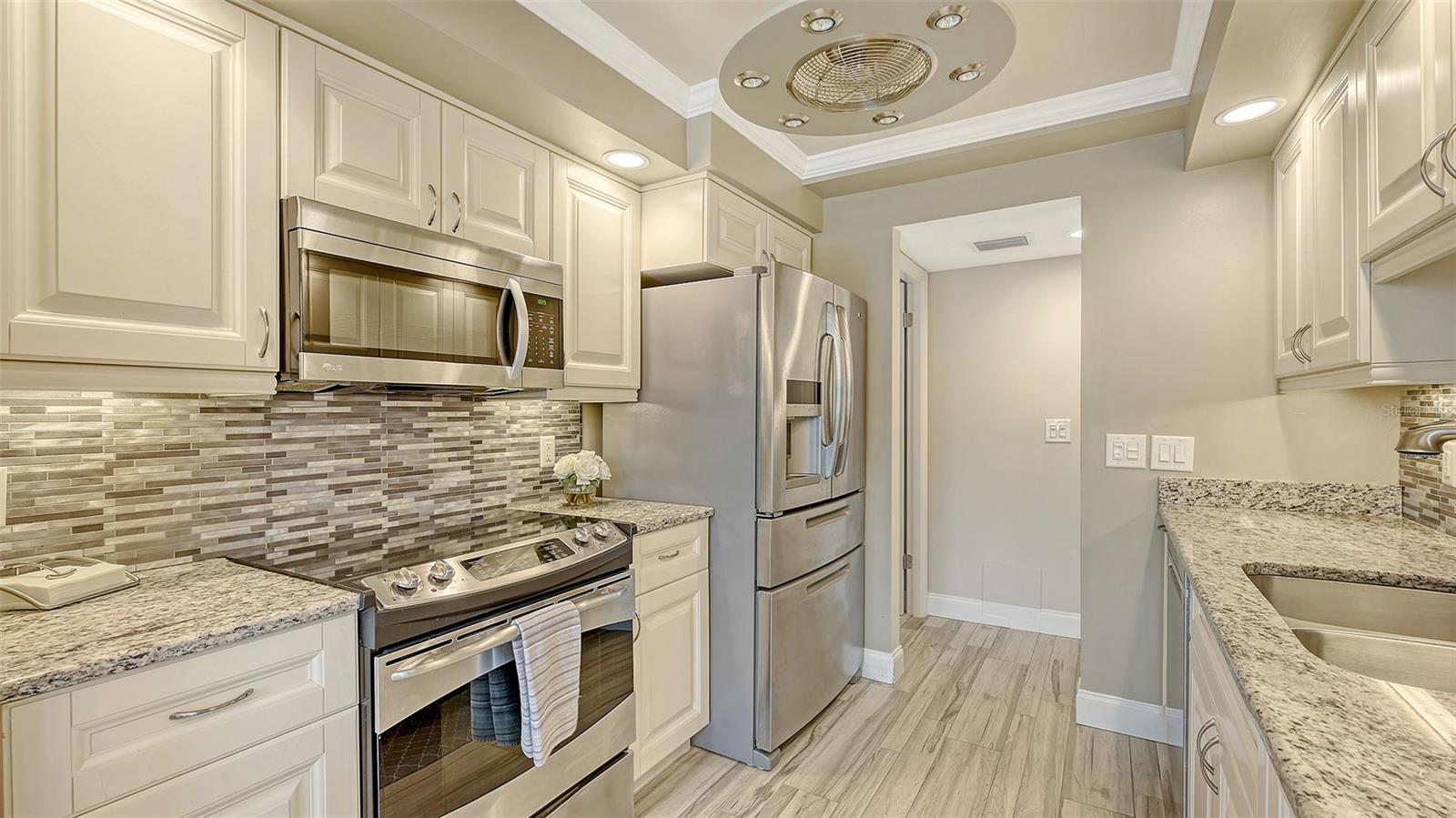 1701 GULF OF MEXICO DR #502